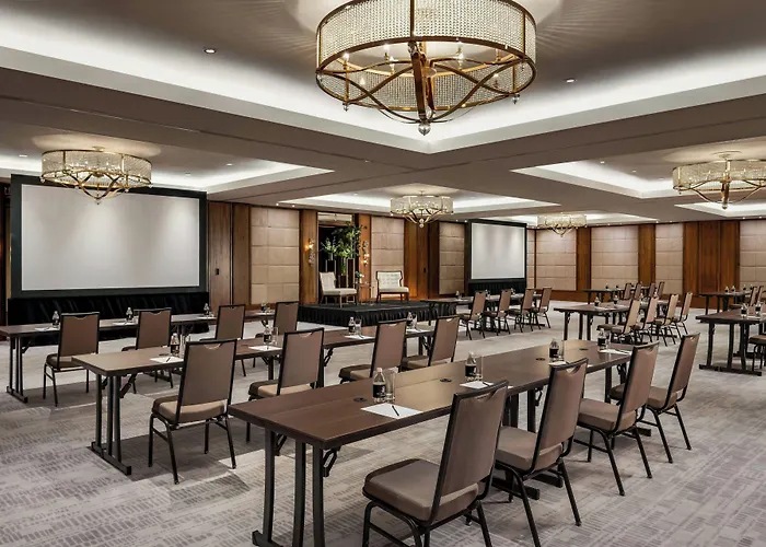 The Ritz-Carlton, Toronto